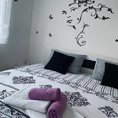 아파트 Apartman Lux.2 비옐리나