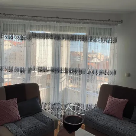 아파트 Apartman Lux.2